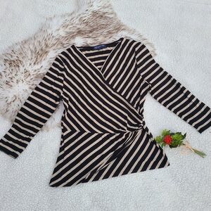 Jones New York -608 surplice top Small